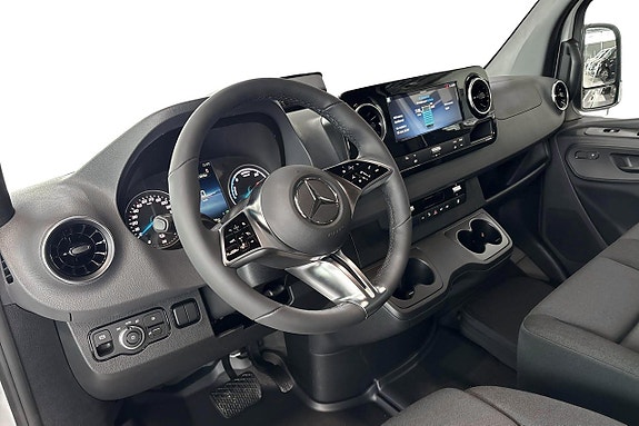 Mercedes-Benz eSprinter 314 7 of 15
