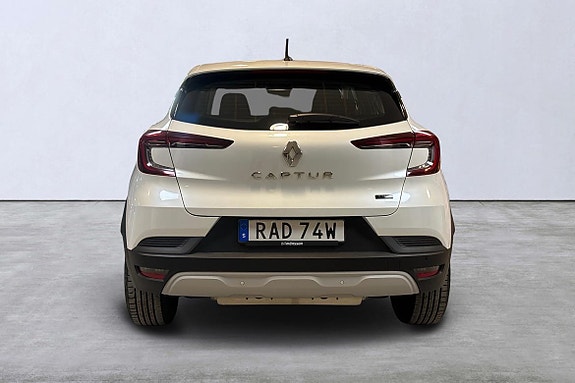 Renault Captur 5 of 5