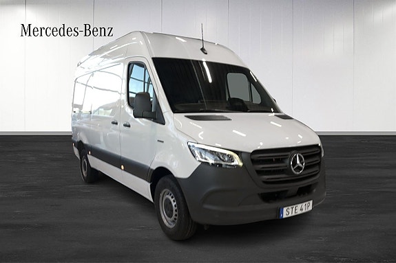 Mercedes-Benz eSprinter 314 2 of 13