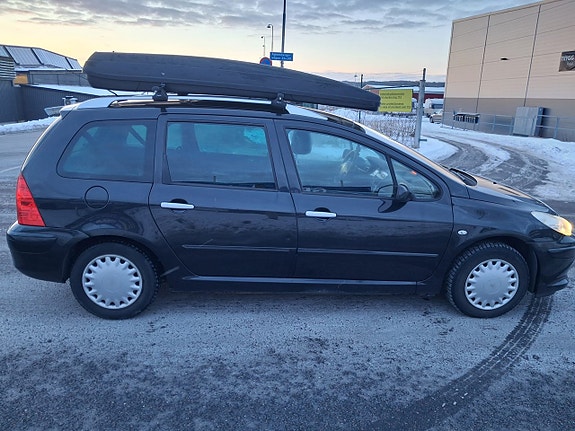 Peugeot 307 SW 5 of 5