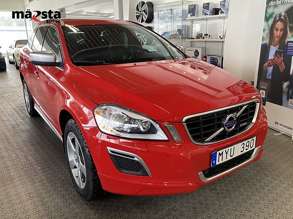 Volvo XC60 2 of 5