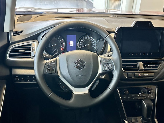 Suzuki S-Cross 9 of 16