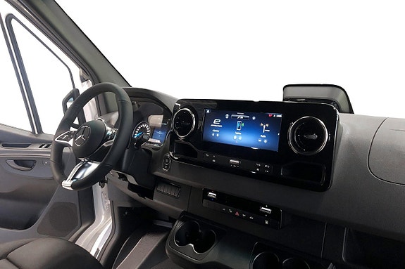 Mercedes-Benz eSprinter 314 9 of 12