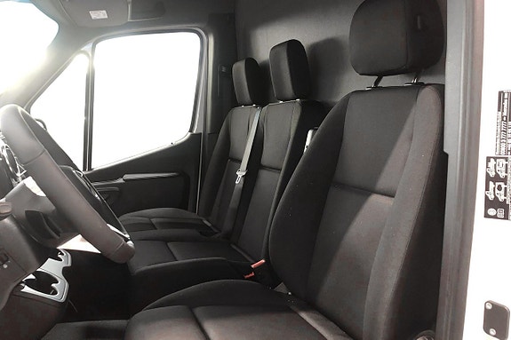 Mercedes-Benz eSprinter 314 11 of 12