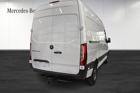 Mercedes-Benz eSprinter 314 4 of 12