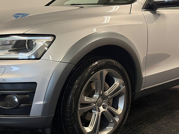 Audi Q5 3 of 5