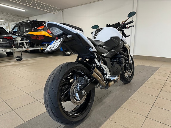 Suzuki GSR 750 ABS 2400Mil / Toppskick / Slipon 4 of 6