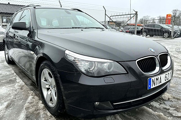 BMW 520d 2 of 5