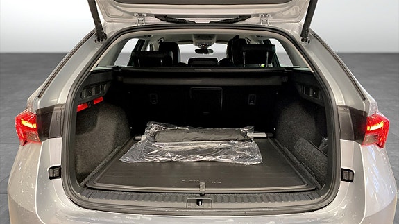 Skoda Octavia 9 of 9