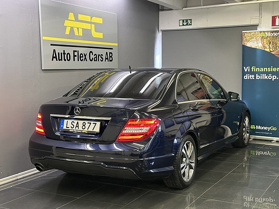 Mercedes-Benz C180 5 of 5