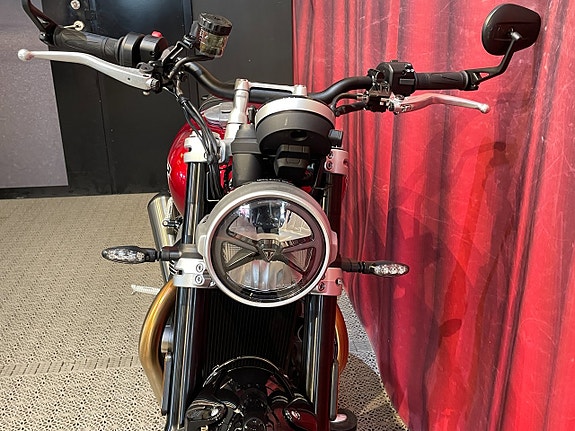 Triumph SPEED TWIN 1200 *LAGERFINAL* 4 of 15