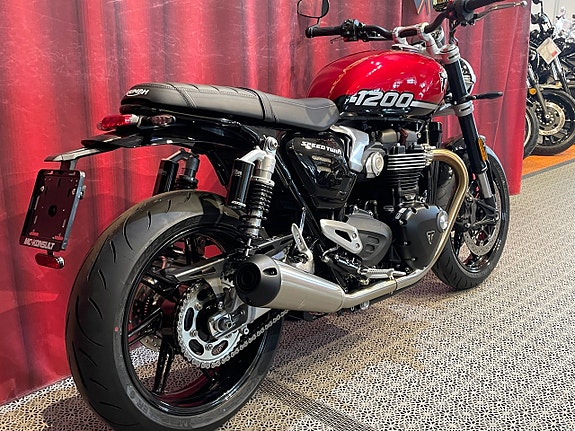 Triumph SPEED TWIN 1200 *LAGERFINAL* 8 of 15
