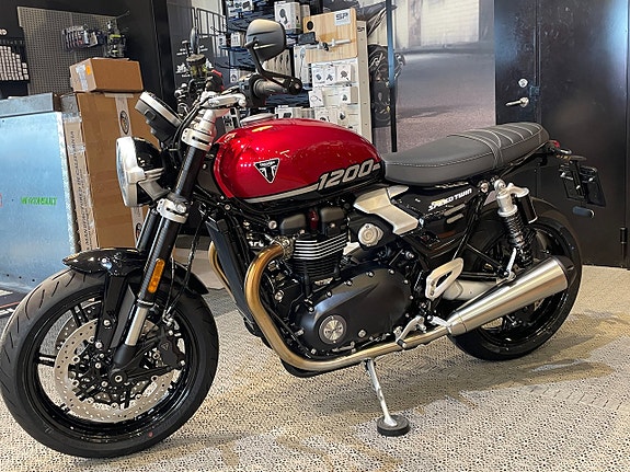 Triumph SPEED TWIN 1200 *LAGERFINAL* 11 of 15