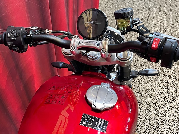 Triumph SPEED TWIN 1200 *LAGERFINAL* 9 of 15