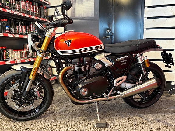 Triumph SPEED TWIN 1200 RS *VI SÄLJER VÅR DEMO* 5 of 9
