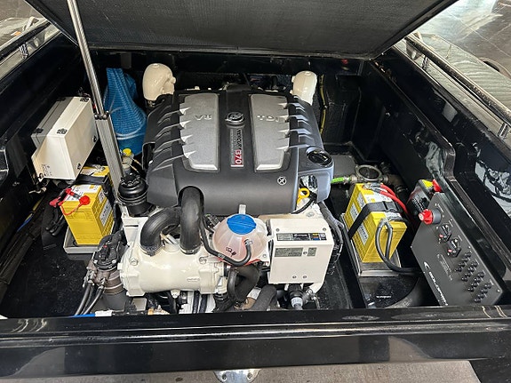 Goldfish 29 Sport med Mercury Diesel V8 4,2 TDI 370 hk 6 of 9
