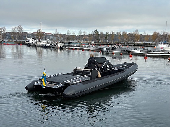 Goldfish 29 Sport med Mercury Diesel V8 4,2 TDI 370 hk