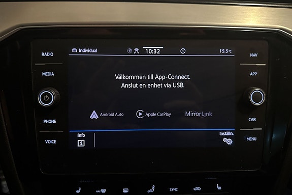 Volkswagen Passat 17 of 17