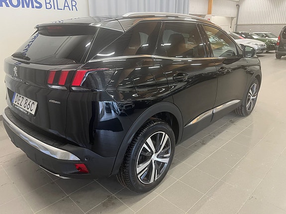 Peugeot 3008 4 of 5