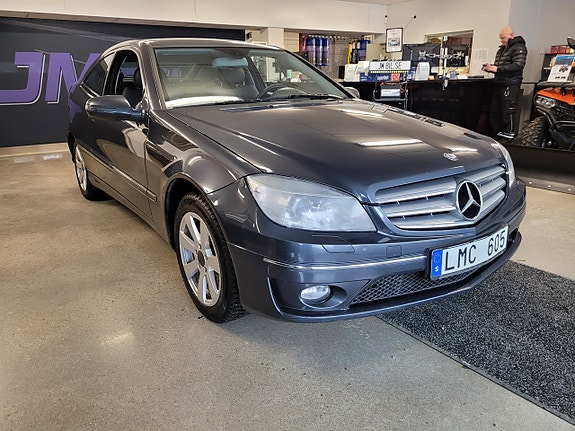 Mercedes-Benz CLC180 3 of 5