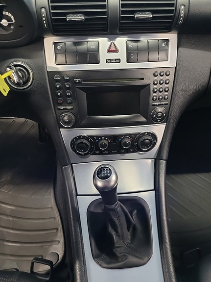 Mercedes-Benz CLC180 14 of 16