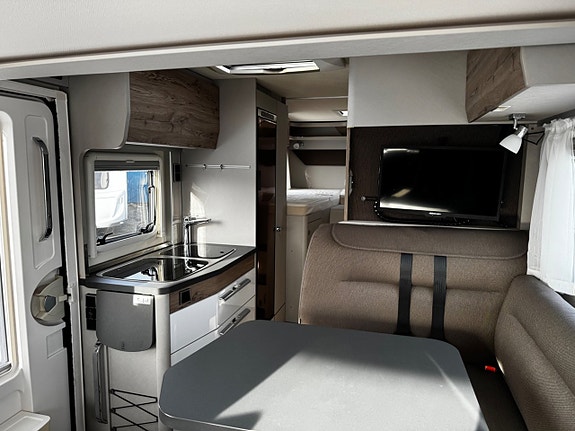 Hymer Exsis I 580 Backkamera/Stort garage/steglös automatlåda 7 of 20