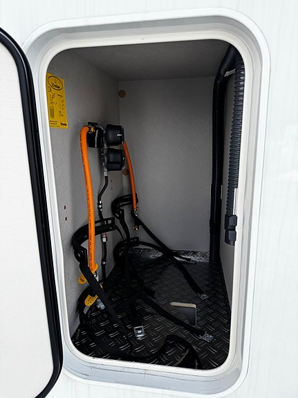 Hymer Exsis I 580 Backkamera/Stort garage/steglös automatlåda 19 of 20