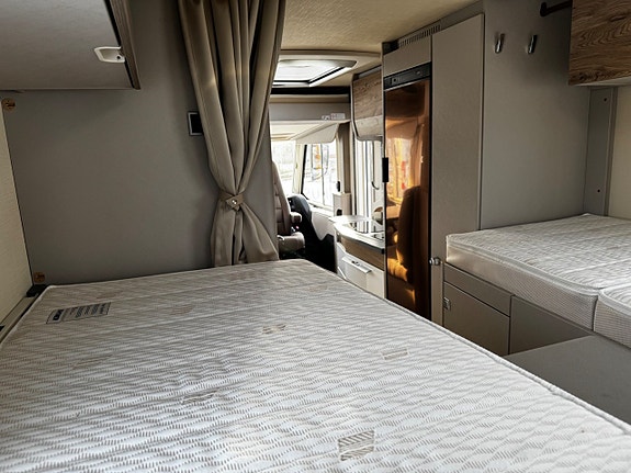 Hymer Exsis I 580 Backkamera/Stort garage/steglös automatlåda 15 of 20