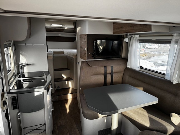 Hymer Exsis I 580 Backkamera/Stort garage/steglös automatlåda 5 of 20