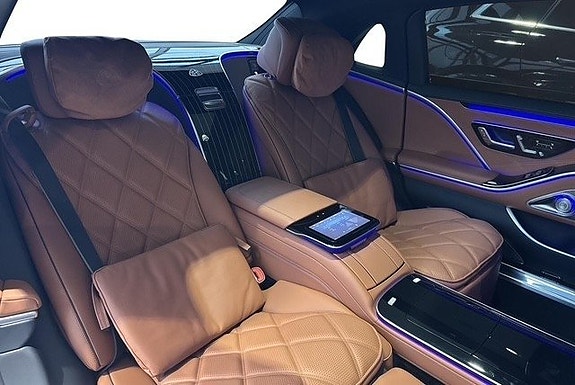 Mercedes-Benz S-Klass 20 of 30