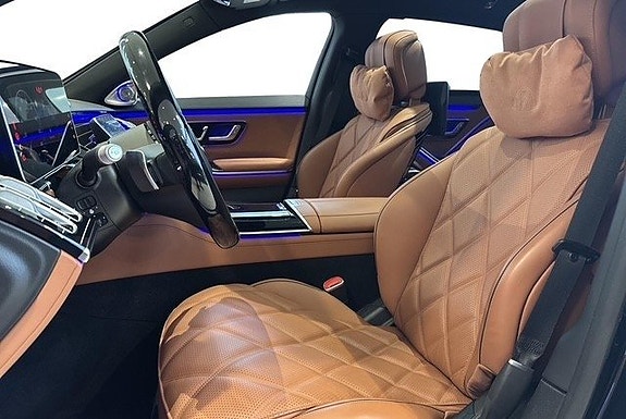 Mercedes-Benz S-Klass 13 of 30