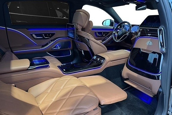 Mercedes-Benz S-Klass 21 of 30