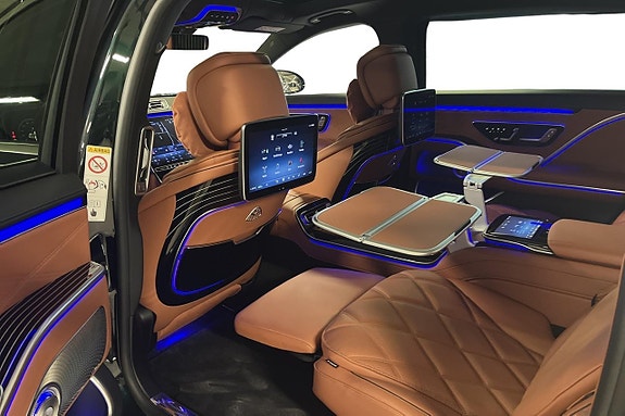Mercedes-Benz S-Klass 16 of 30