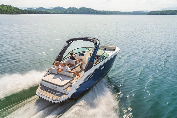 Sea Ray SDX 230 -2026 | Mercruiser 350hk V8 DTS 4 of 5