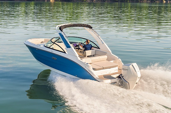 Sea Ray SDX 230 -2026 | Mercruiser 350hk V8 DTS 2 of 5