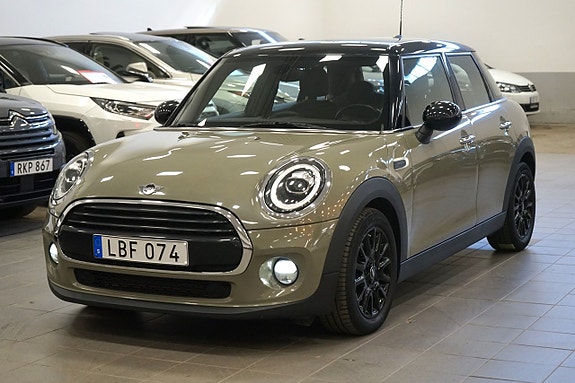 MINI Cooper 3 of 5