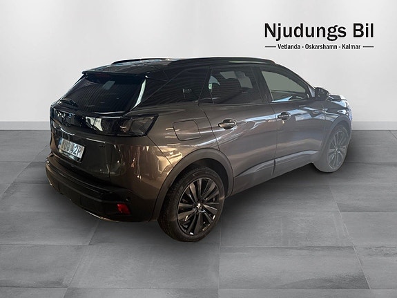 Peugeot 3008 3 of 5