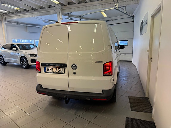 Volkswagen Transporter 4 of 5