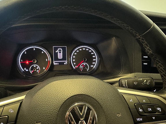 Volkswagen Transporter 8 of 13