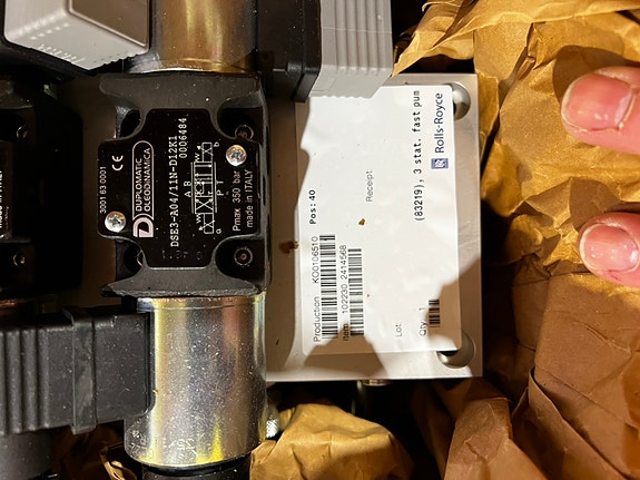 Product image 9 of 10