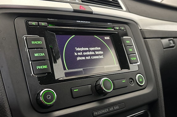 Skoda Superb 9 of 15