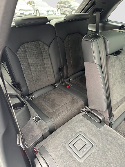 Audi Q7 13 of 22