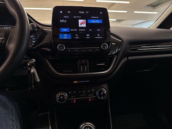 Ford Fiesta 15 of 24