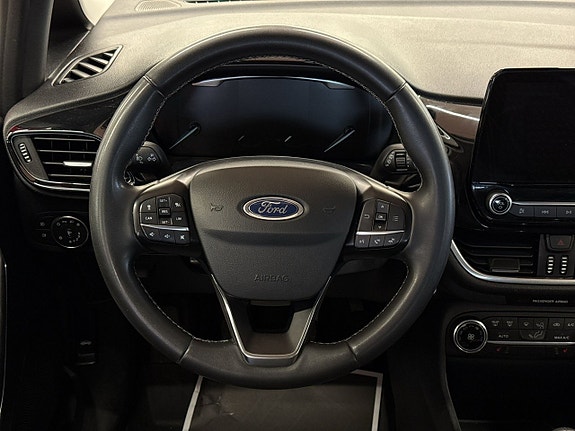 Ford Fiesta 13 of 24