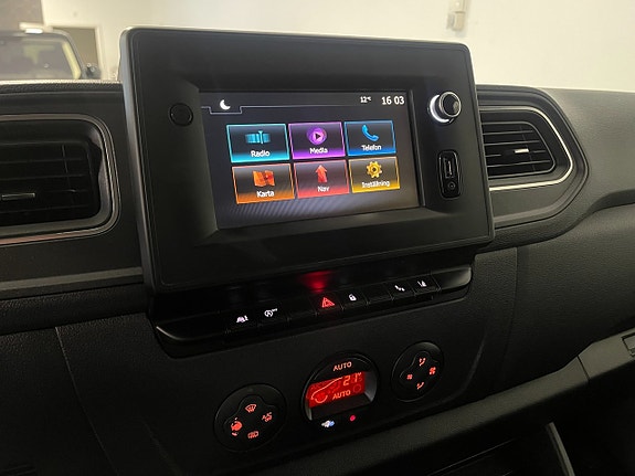 Renault Master 13 of 19
