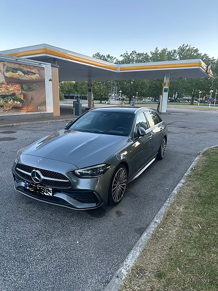 Mercedes-Benz C220 d 2 of 18