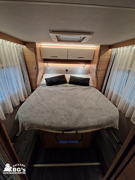 Weinsberg CaraSuite 700 DX //LAGERRENSNING// 10 of 11