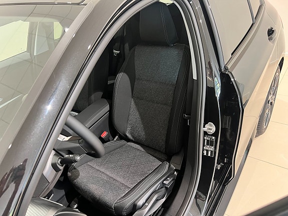 BMW 120 4 of 13
