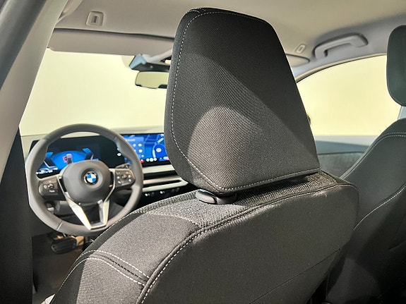 BMW 120 6 of 13