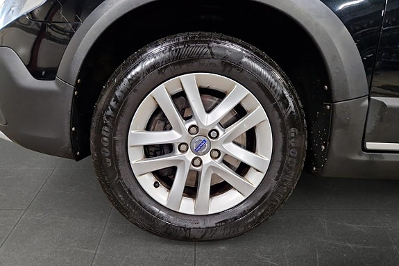 Volvo XC70 16 of 17